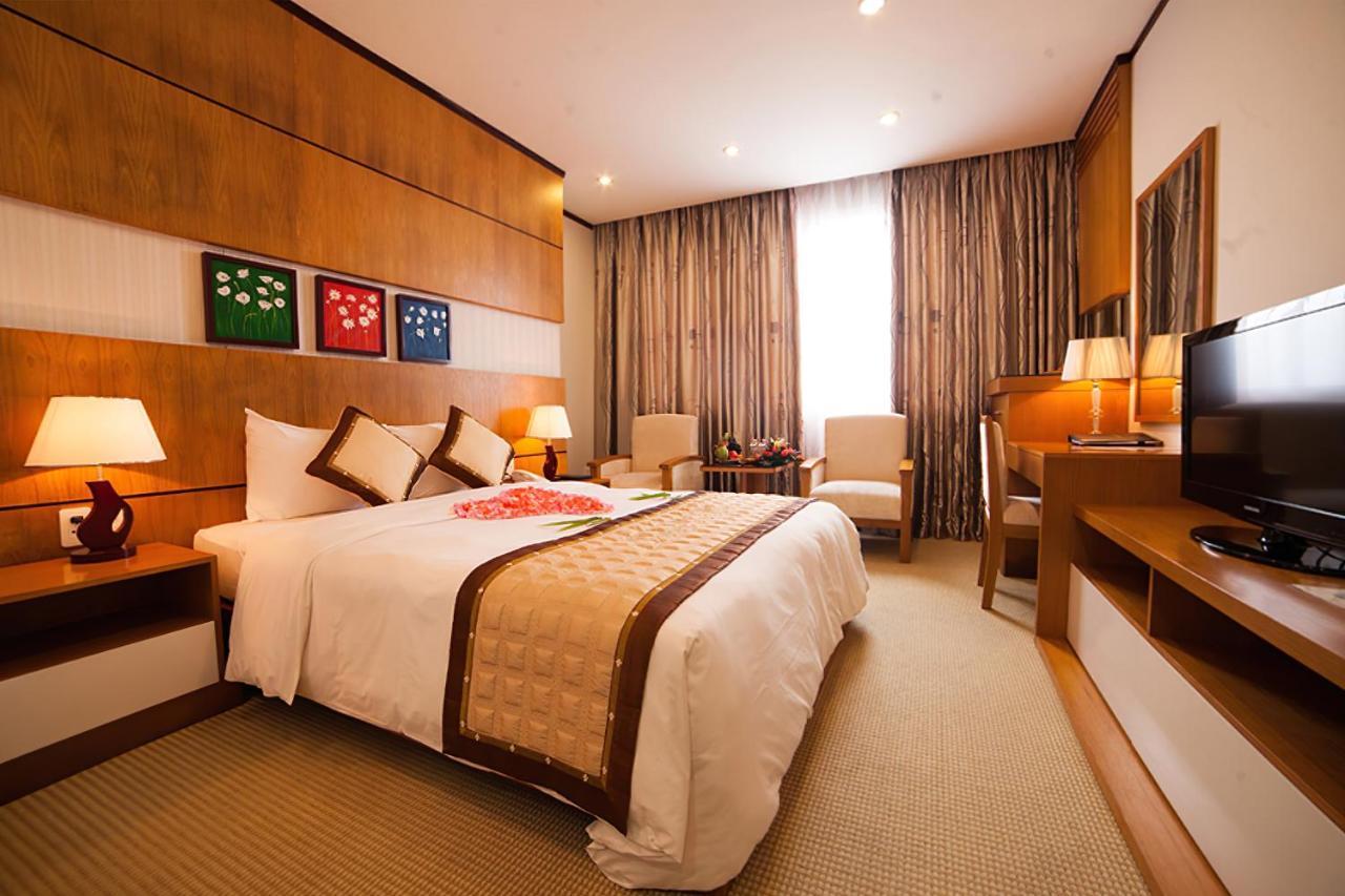 Danang Petro Hotel Zewnętrze zdjęcie