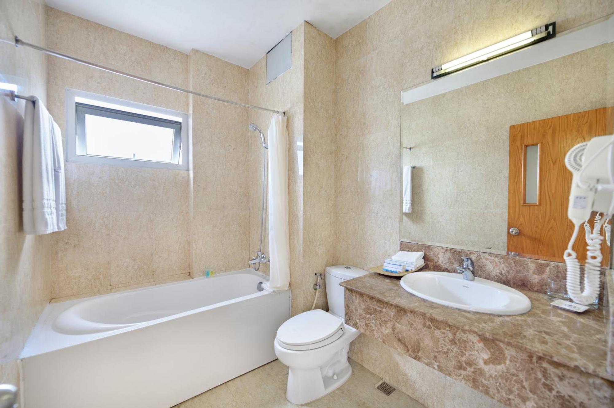 Danang Petro Hotel Zewnętrze zdjęcie