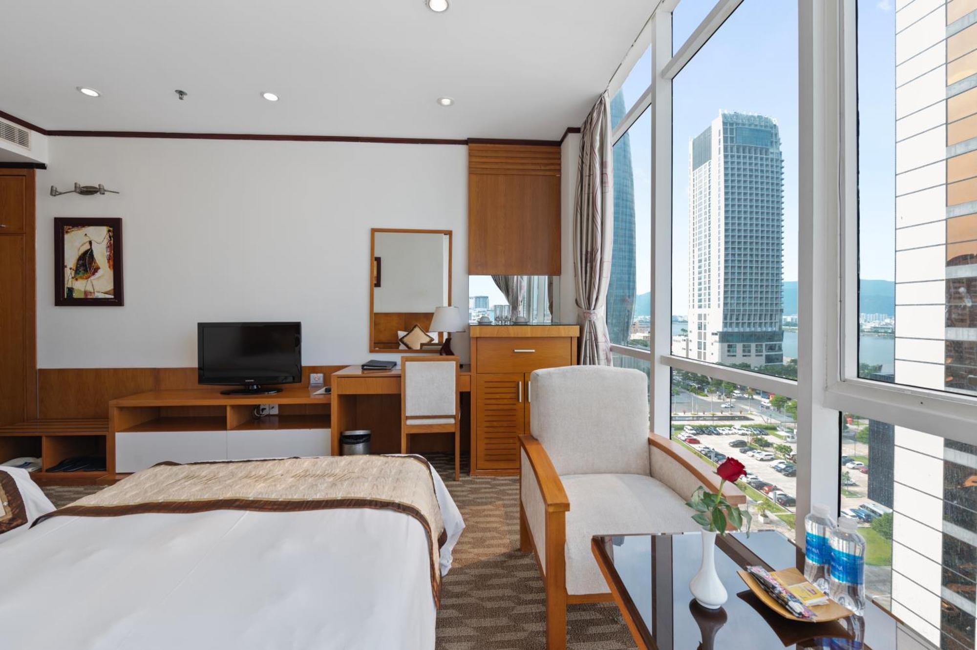 Danang Petro Hotel Zewnętrze zdjęcie