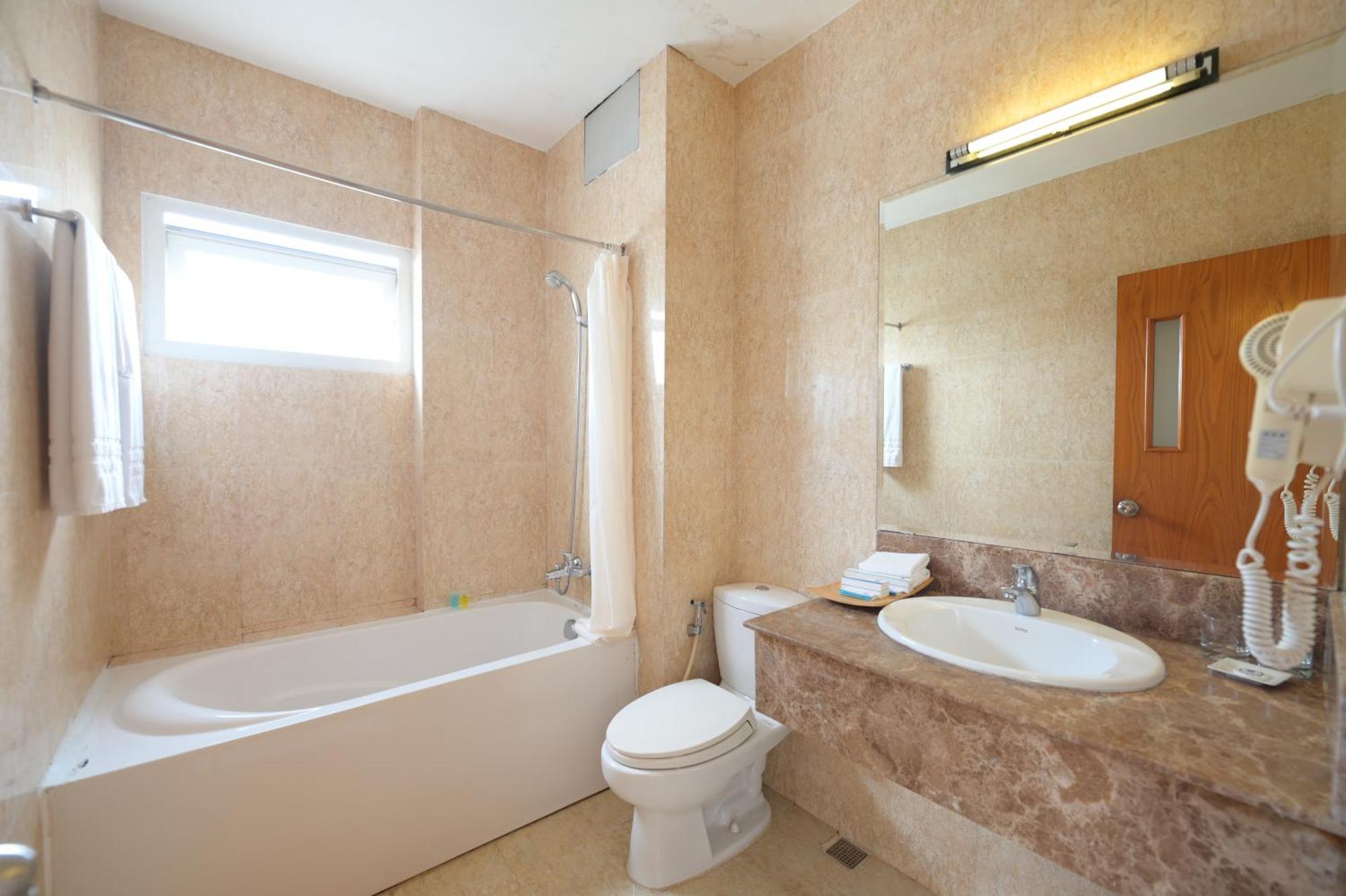 Danang Petro Hotel Zewnętrze zdjęcie