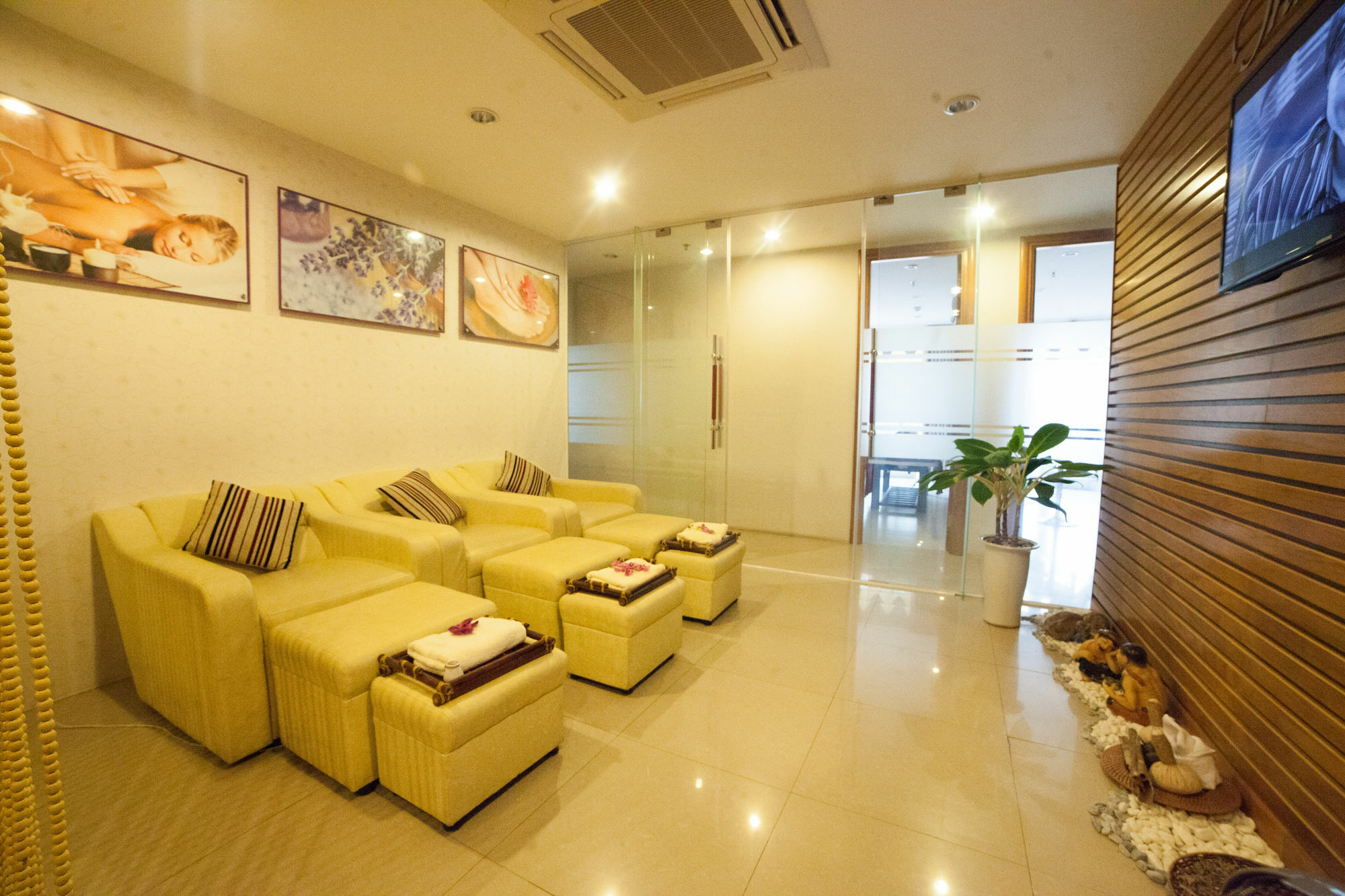 Danang Petro Hotel Zewnętrze zdjęcie