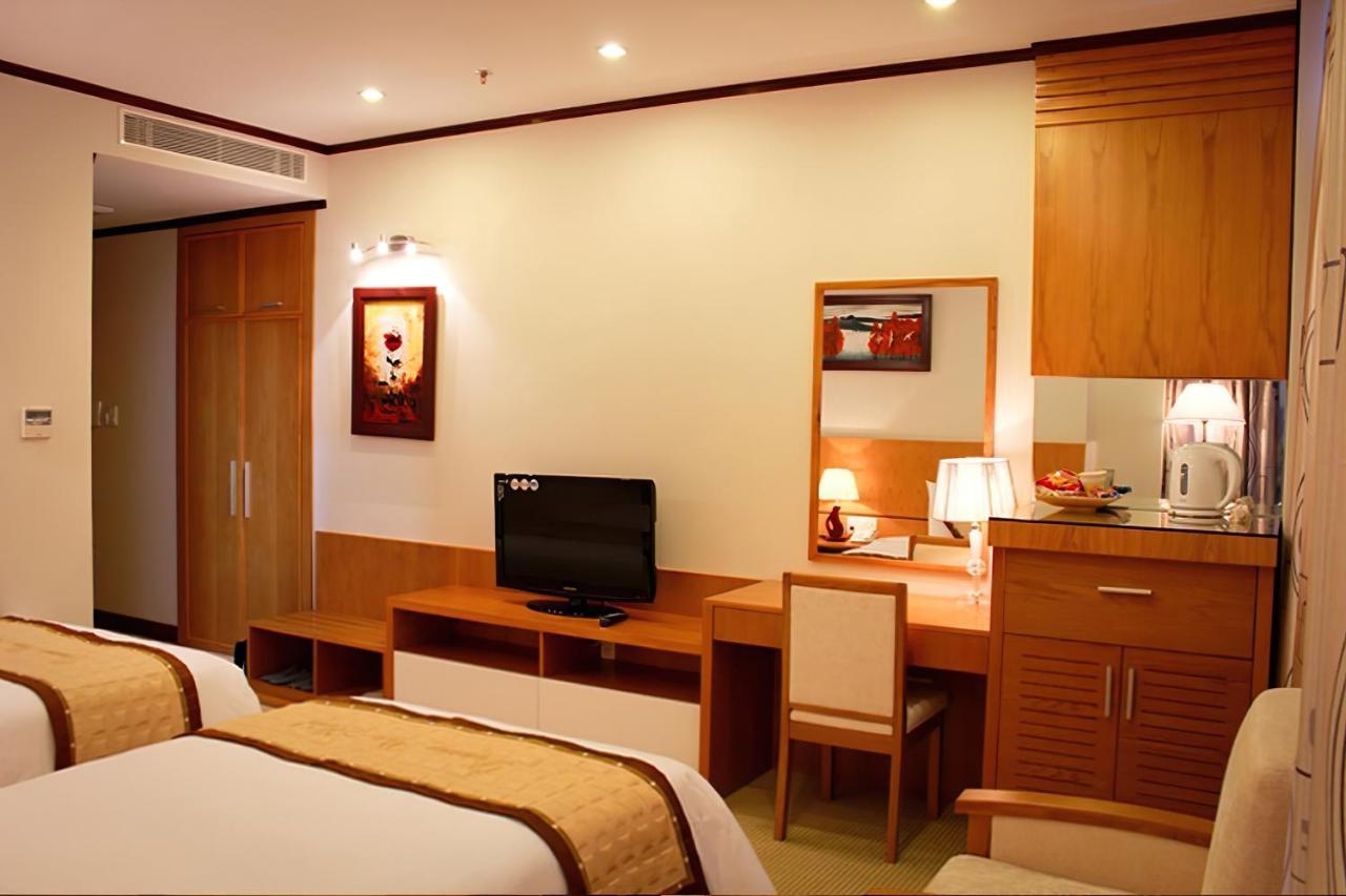 Danang Petro Hotel Zewnętrze zdjęcie